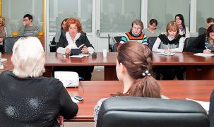 Чиновники тоже учатся