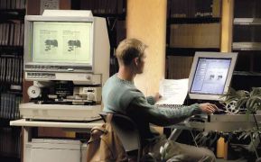 Страховое микрофильмирование, или нецелевое расходование бюджетных средств?